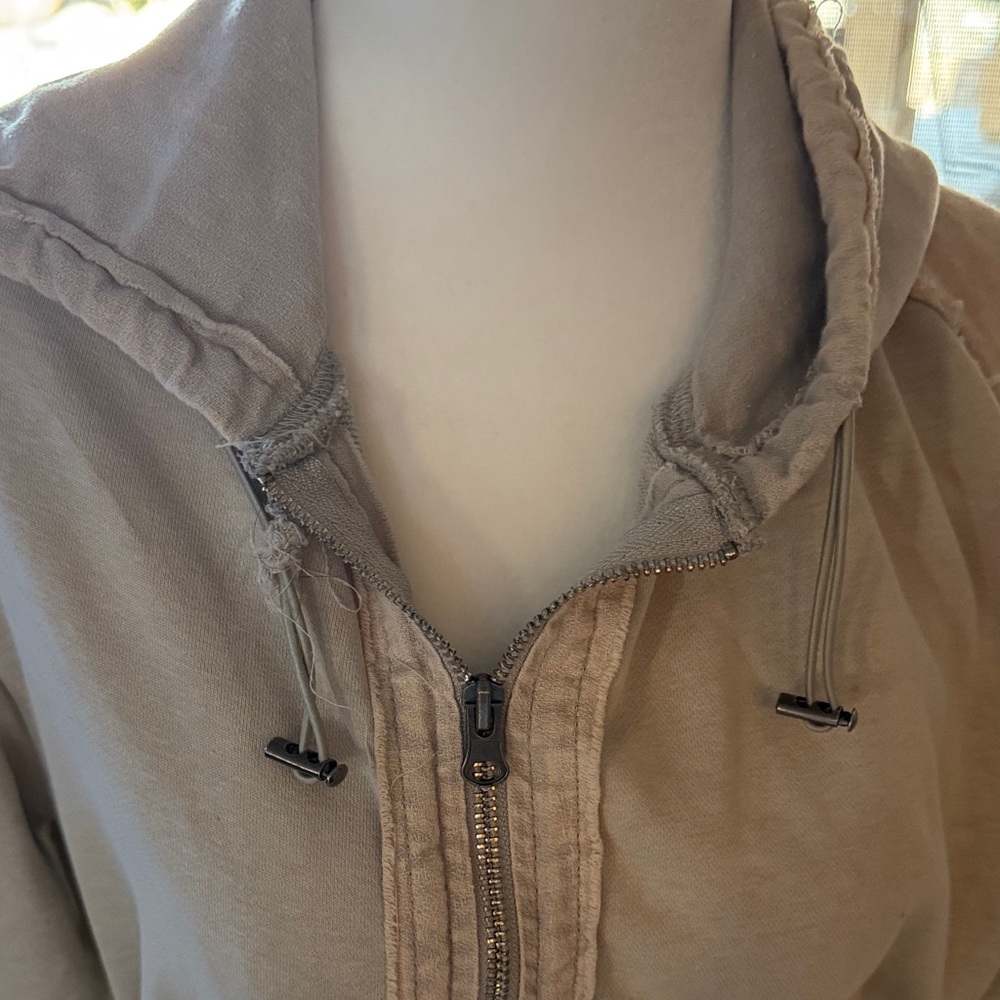 Oli & Hali Tan Hooded Midi Dress - Picture 11 of 13